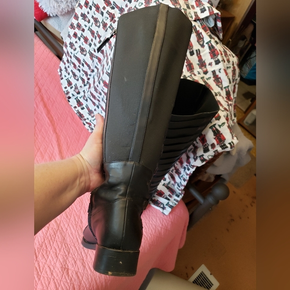 Torrid black boots - Picture 7 of 9